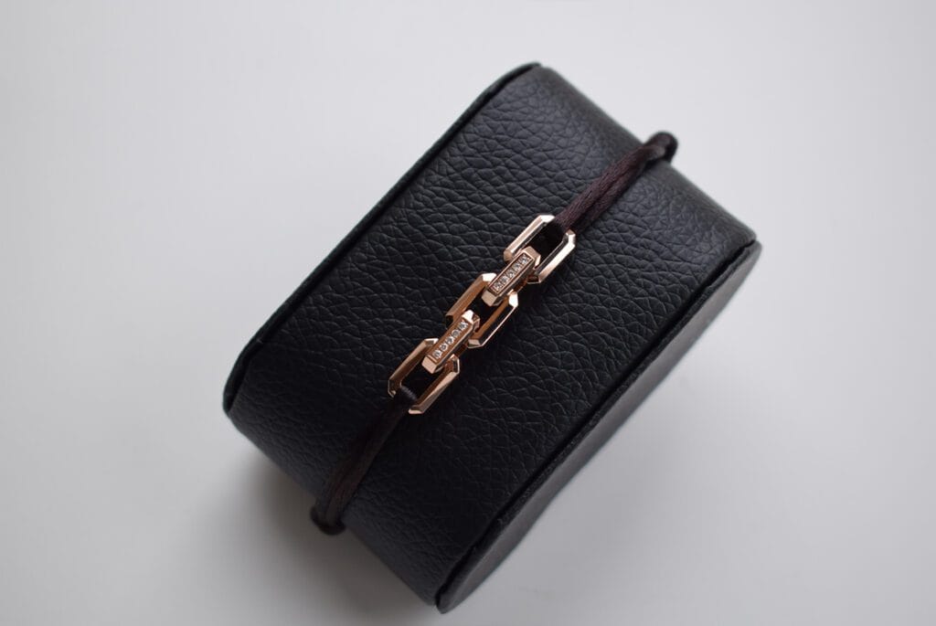 سوار رجالي من الذهب الوردي عيار 18 قيراطًا مع حبل من الألماس باللون البني