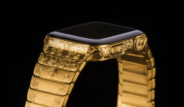 aangepaste Apple Watch 24-karaats gouden gravure