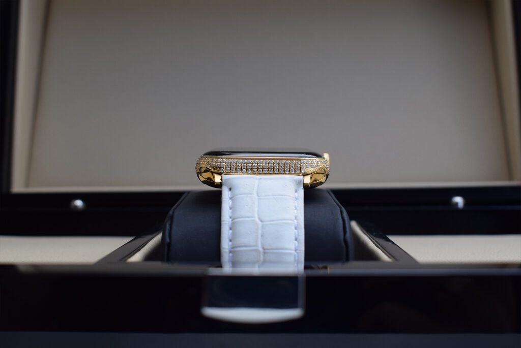 24k gold apple watch 8 with diamonds