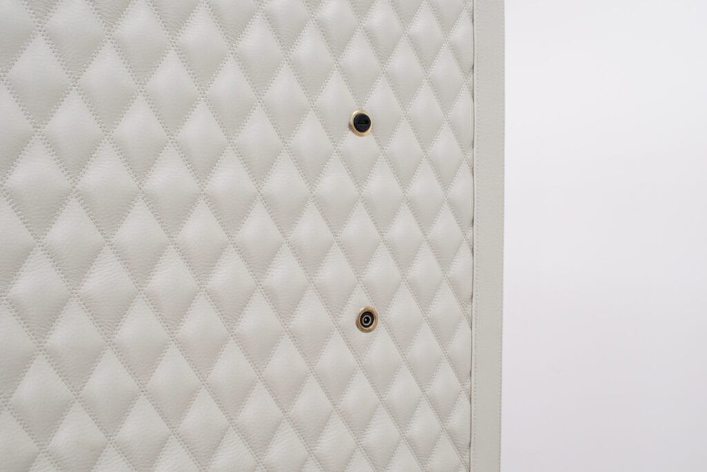 Custom-Safe-Watchwinders-close