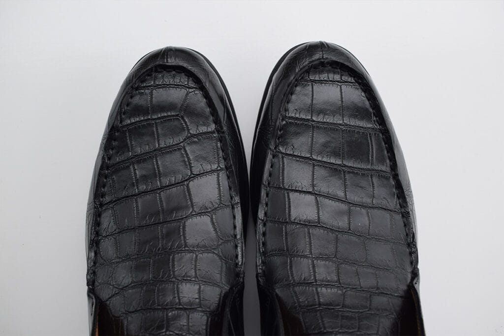 OPEN WALK CROCODILE SHOES FRONT