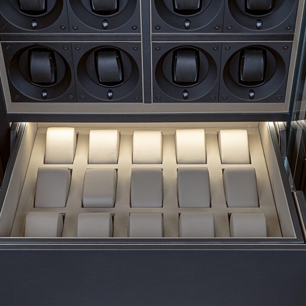 custom-luxury-leather-watch-safe-interior